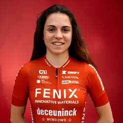 萨拉 · 卡萨索拉