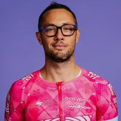 文森佐·阿尔巴尼斯