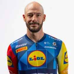 朱利安·伯纳德