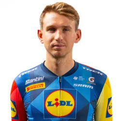 伦纳德·凯姆纳